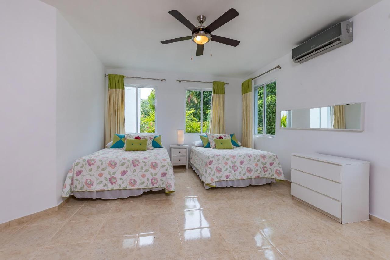 Exclusive And Club Pool Pousada Punta Cana
